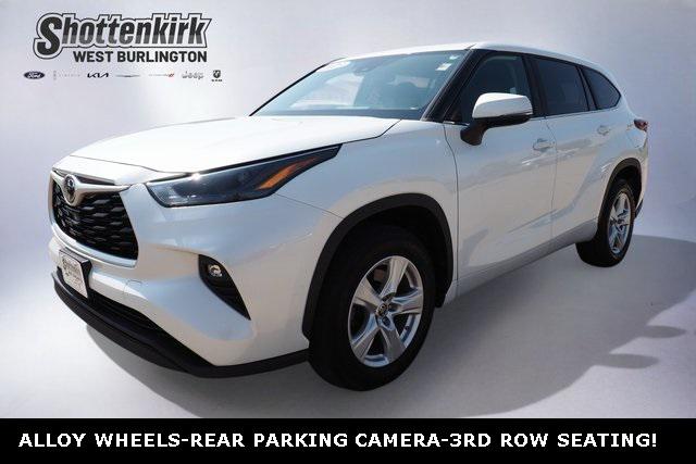 2023 Toyota Highlander LE