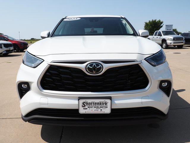 2023 Toyota Highlander LE