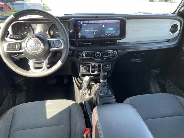 2024 Jeep Wrangler 4xe Sahara 4xe