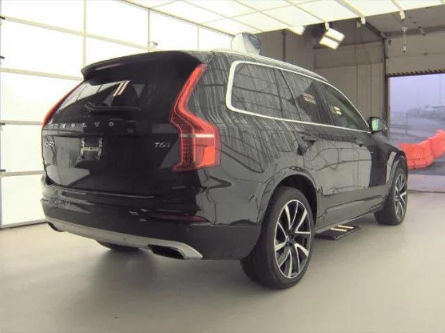 2020 Volvo XC90 T6 Momentum 6 Passenger