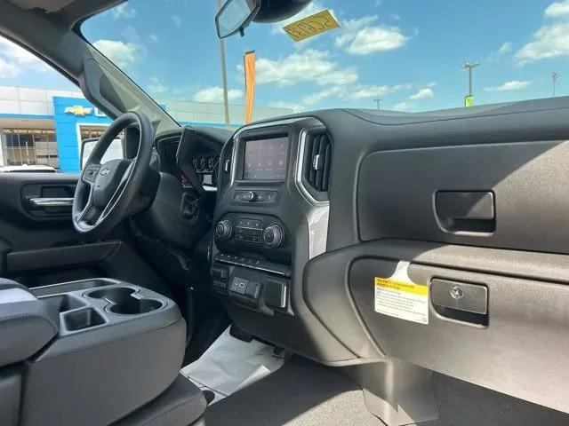 2025 Chevrolet Silverado 1500 4WD Regular Cab Standard Bed WT