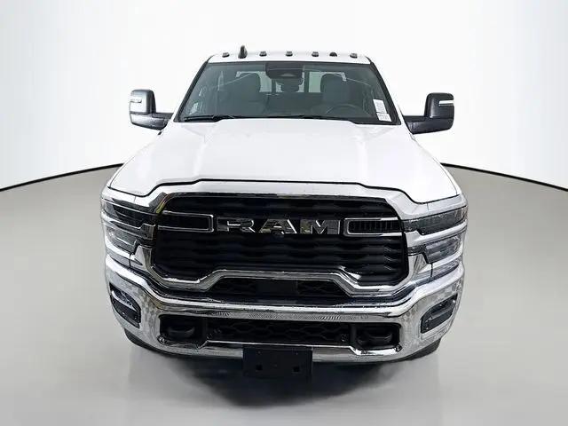 2026 Ram 3500 Tradesman Crew Cab 4x4 8' Box