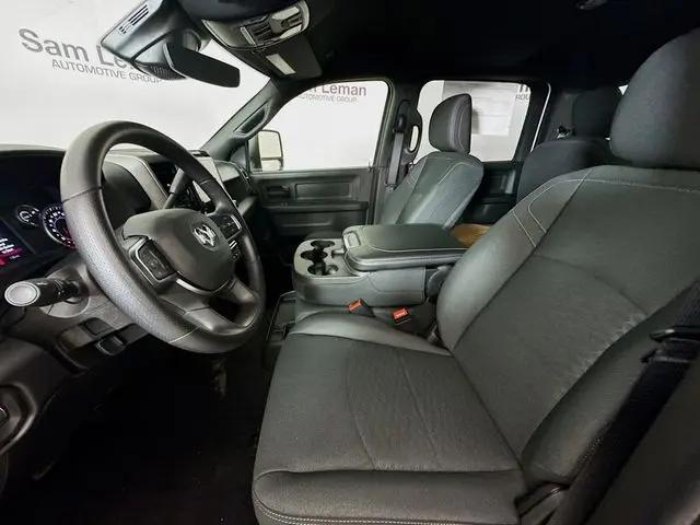 2026 Ram 3500 Tradesman Crew Cab 4x4 8' Box