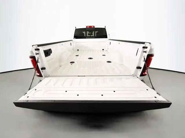 2026 Ram 3500 Tradesman Crew Cab 4x4 8' Box
