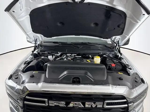 2026 Ram 3500 Tradesman Crew Cab 4x4 8' Box