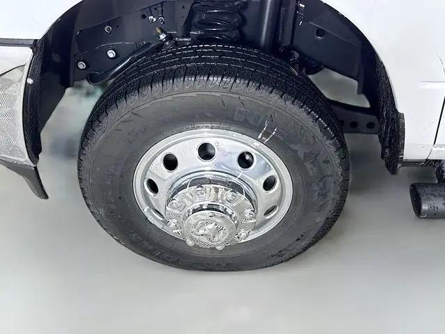 2026 Ram 3500 Tradesman Crew Cab 4x4 8' Box