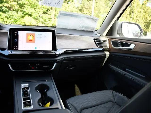 2026 Volkswagen Atlas SE