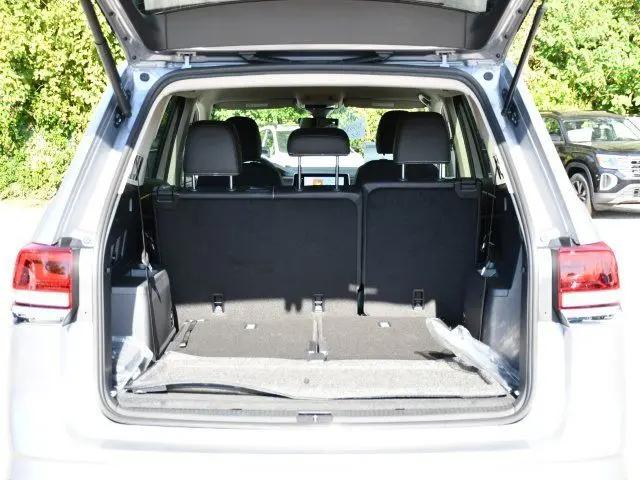 2026 Volkswagen Atlas SE