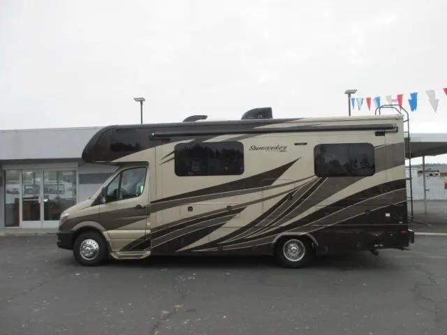 2016 Mercedes-Benz Sprinter 3500 Standard