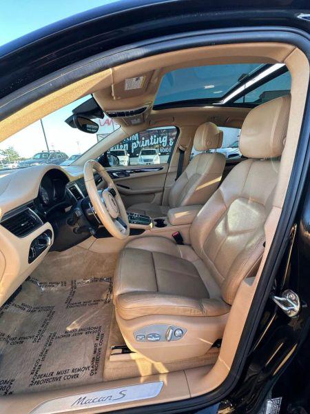 2017 Porsche Macan S