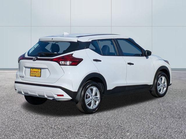 2025 Nissan Kicks S