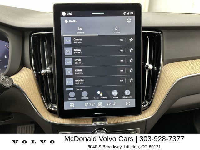 2026 Volvo XC60 B5 Plus