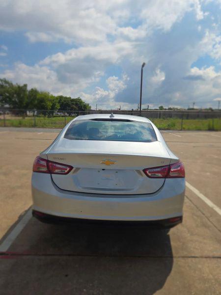 2020 Chevrolet Malibu FWD LT