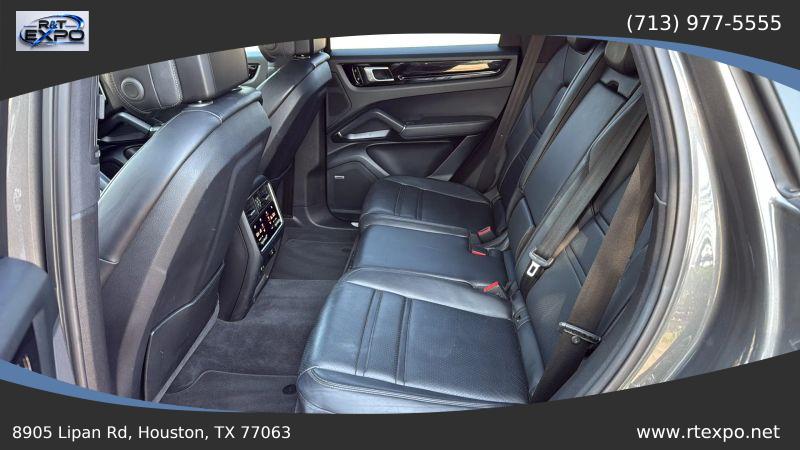 2019 Porsche Cayenne S