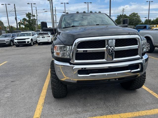 2017 RAM 2500 Tradesman Crew Cab 4x4 64 Box