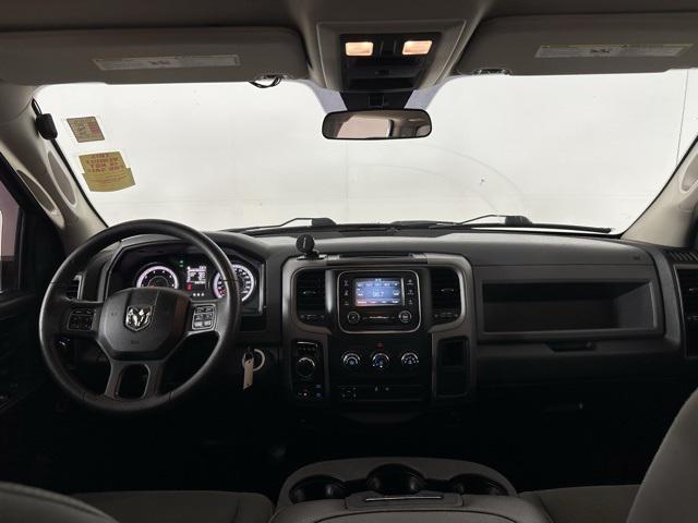 2017 RAM 1500 ST