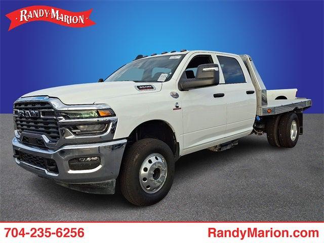 2025 RAM 3500 Chassis Tradesman/Big Horn