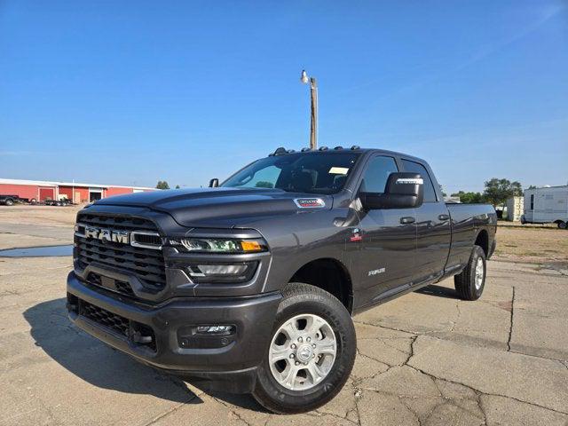 2025 RAM 3500 Big Horn Crew Cab 4x4 8 Box 2025 RAM 3500 Big Horn Crew Cab 4x4 8 Box