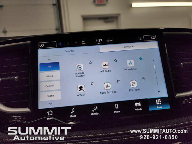 2026 Chrysler Pacifica Select