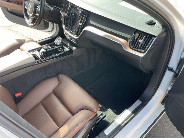 2022 Volvo S60 Recharge T8 Inscription Extended Range