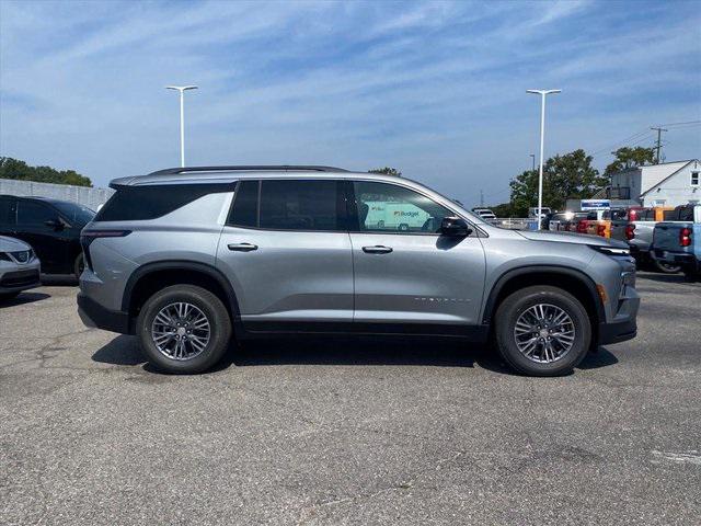 2026 Chevrolet Traverse FWD LT