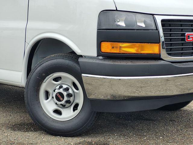 2025 GMC Savana Cargo RWD 2500 Extended Wheelbase Work Van
