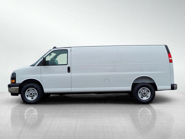 2025 GMC Savana Cargo RWD 2500 Extended Wheelbase Work Van