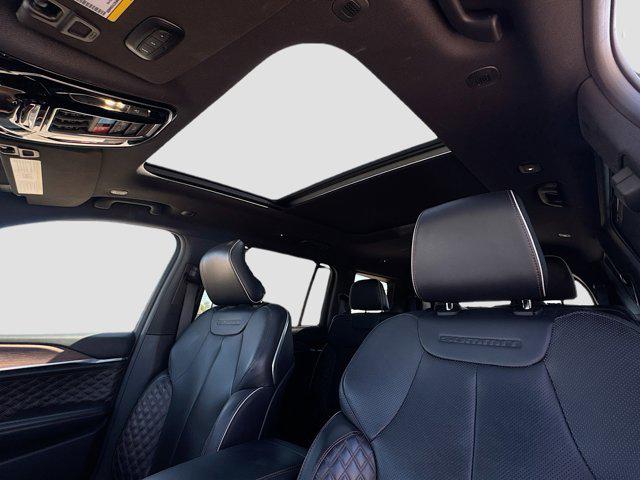 2022 Jeep Grand Cherokee L Summit 4x4