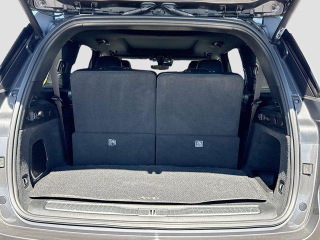 2022 Jeep Grand Cherokee L Summit 4x4