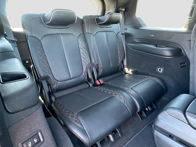 2022 Jeep Grand Cherokee L Summit 4x4