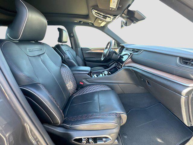 2022 Jeep Grand Cherokee L Summit 4x4