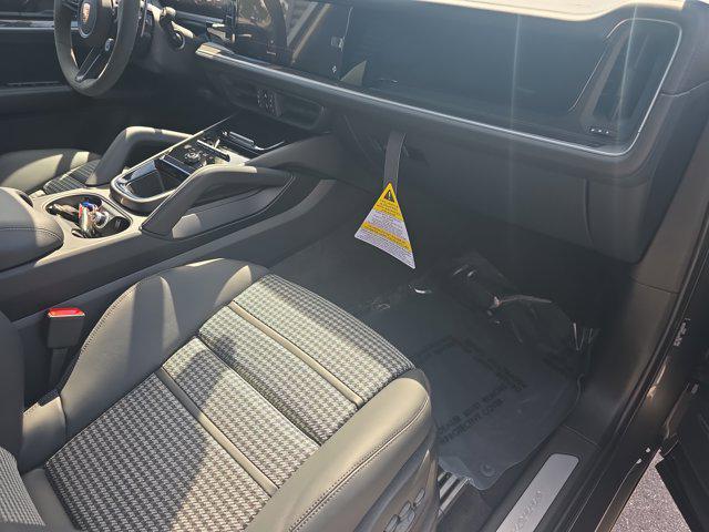 2026 Porsche Cayenne E-Hybrid