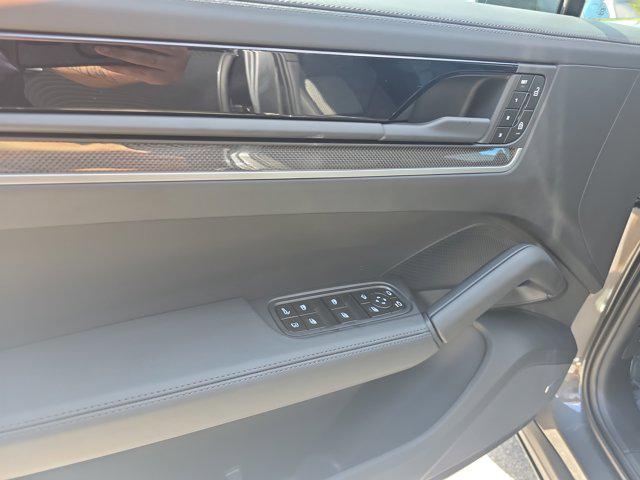 2026 Porsche Cayenne E-Hybrid