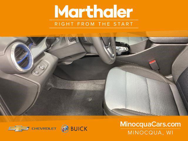 2025 Chevrolet Trax FWD LT