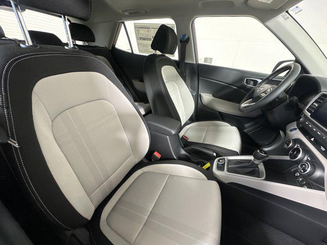 2025 Hyundai Venue SEL