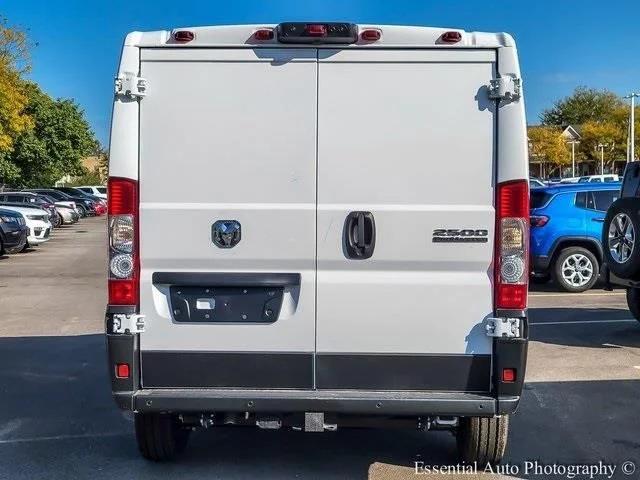 2026 Ram ProMaster Cargo Van Tradesman Low Roof 136" WB w/Pass Seat