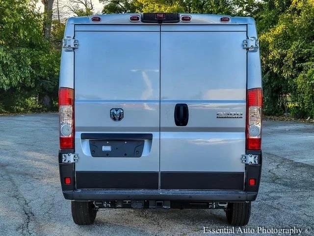 2026 Ram ProMaster Cargo Van Tradesman Low Roof 136" WB w/Pass Seat