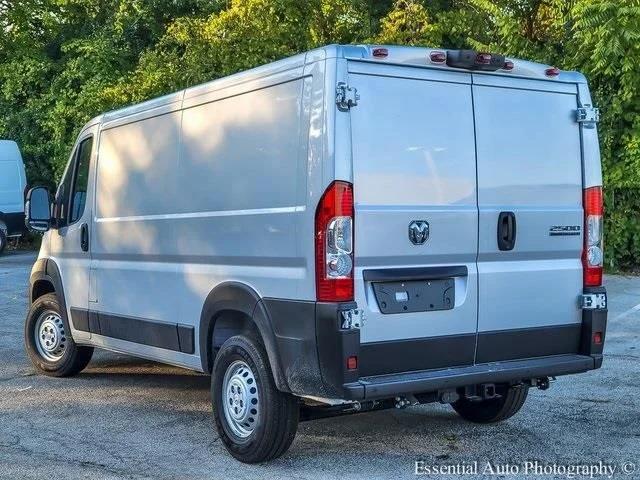 2026 Ram ProMaster Cargo Van Tradesman Low Roof 136" WB w/Pass Seat
