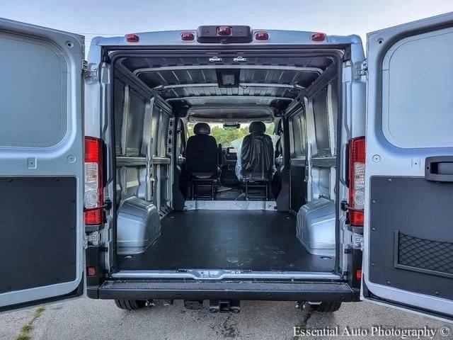 2026 Ram ProMaster Cargo Van Tradesman Low Roof 136" WB w/Pass Seat