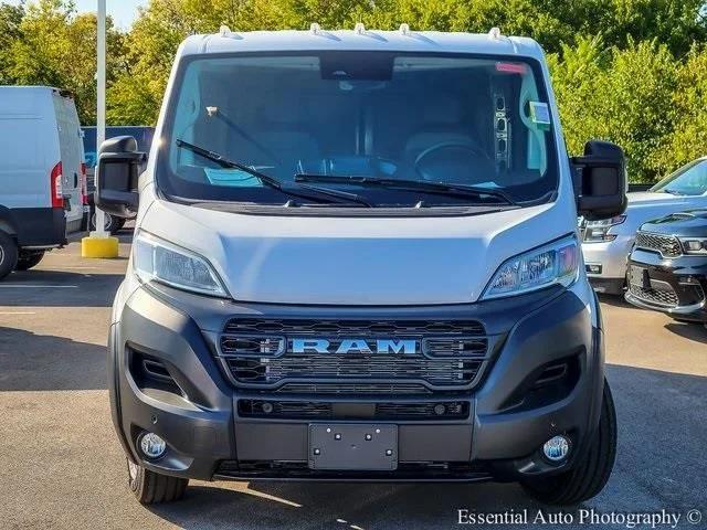 2026 Ram ProMaster Cargo Van Tradesman Low Roof 136" WB w/Pass Seat