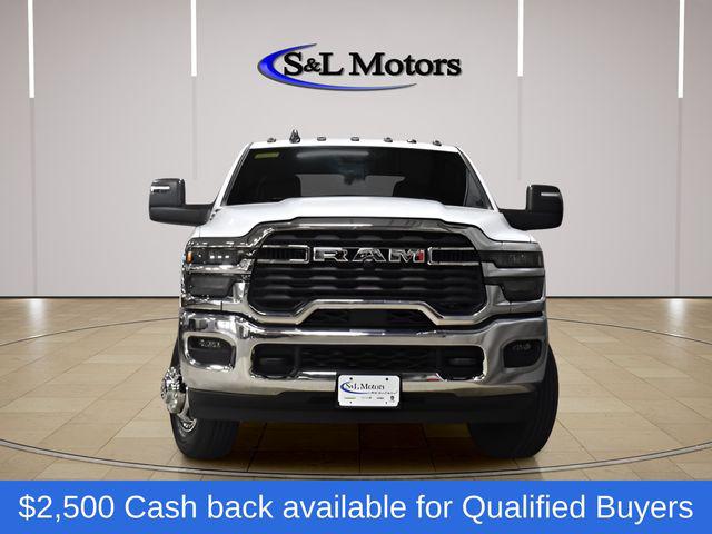 2026 RAM 3500 Chassis RAM 3500 TRADESMAN CREW CAB CHASSIS 4X4 60 CA