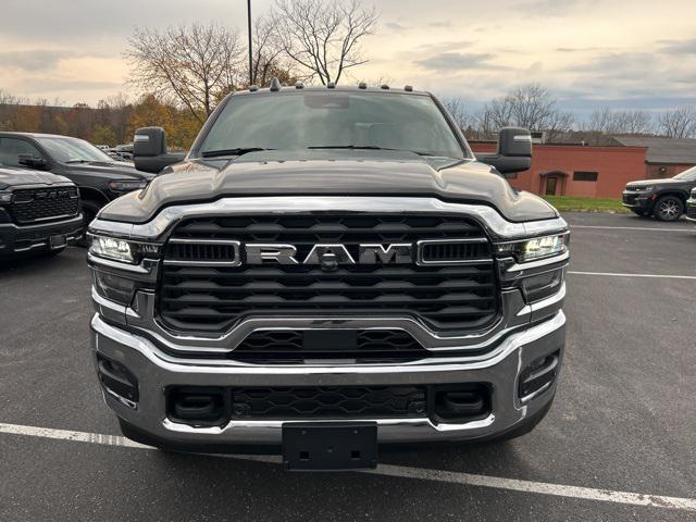 2026 RAM Ram 2500 RAM 2500 TRADESMAN CREW CAB 4X4 64 BOX