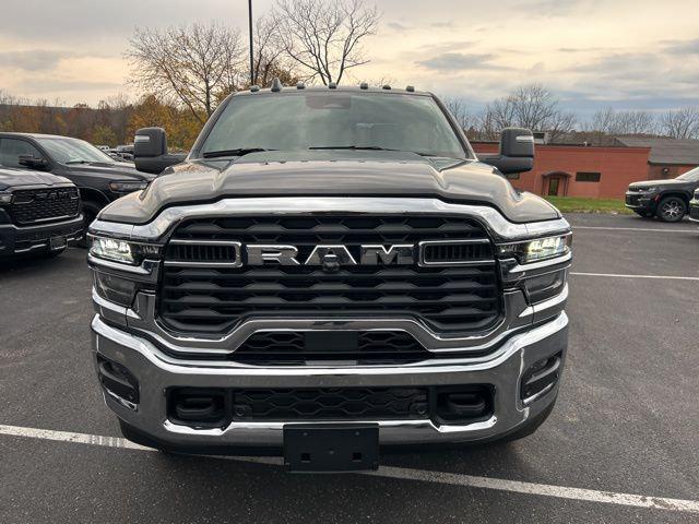 2026 RAM Ram 2500 RAM 2500 TRADESMAN CREW CAB 4X4 64 BOX