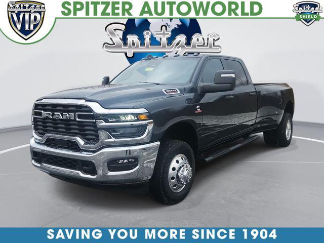 2026 RAM Ram 3500 RAM 3500 TRADESMAN CREW CAB 4X4 8 BOX