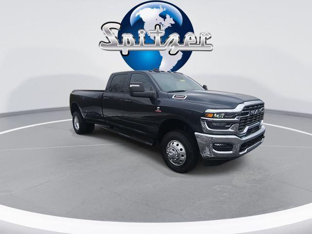 2026 RAM Ram 3500 RAM 3500 TRADESMAN CREW CAB 4X4 8 BOX