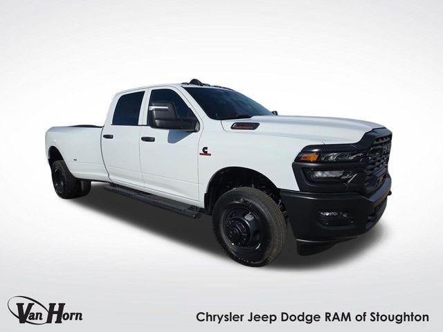 2026 RAM Ram 3500 RAM 3500 TRADESMAN CREW CAB 4X4 8 BOX