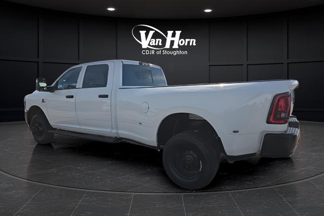 2026 RAM Ram 3500 RAM 3500 TRADESMAN CREW CAB 4X4 8 BOX