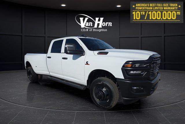 2026 RAM Ram 3500 RAM 3500 TRADESMAN CREW CAB 4X4 8 BOX