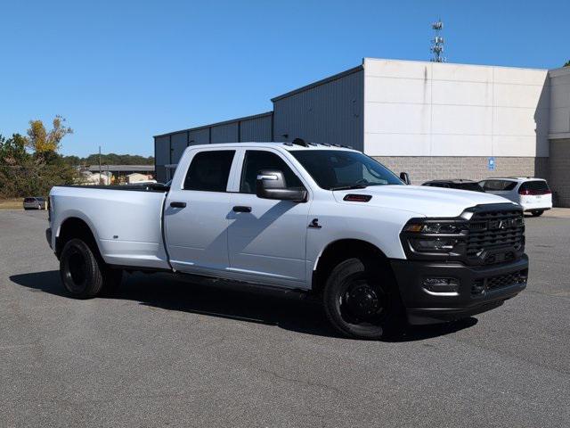 2026 RAM Ram 3500 RAM 3500 TRADESMAN CREW CAB 4X2 8 BOX 2026 RAM Ram 3500 RAM 3500 TRADESMAN CREW CAB 4X2 8 BOX