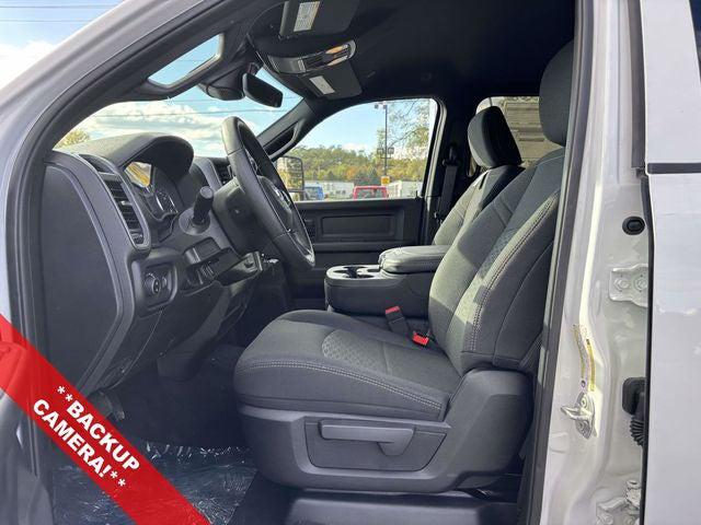 2026 RAM Ram 3500 RAM 3500 TRADESMAN CREW CAB 4X4 8 BOX